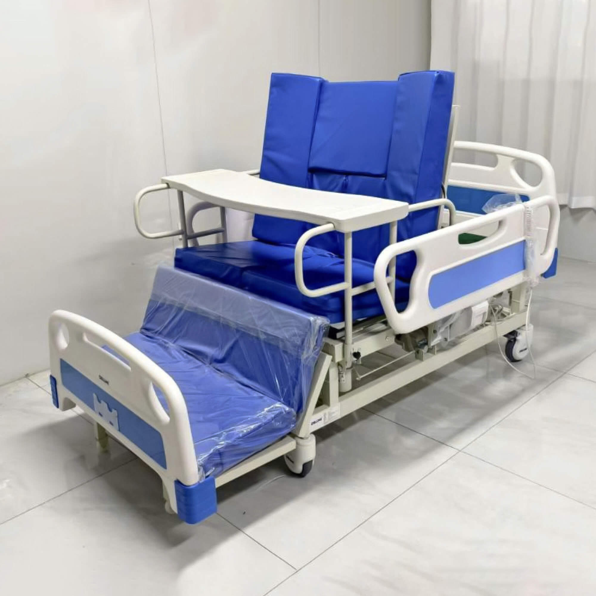 Giường Y Tế Điều Khiển Điện Đa Năng OROMI GYT-H01
