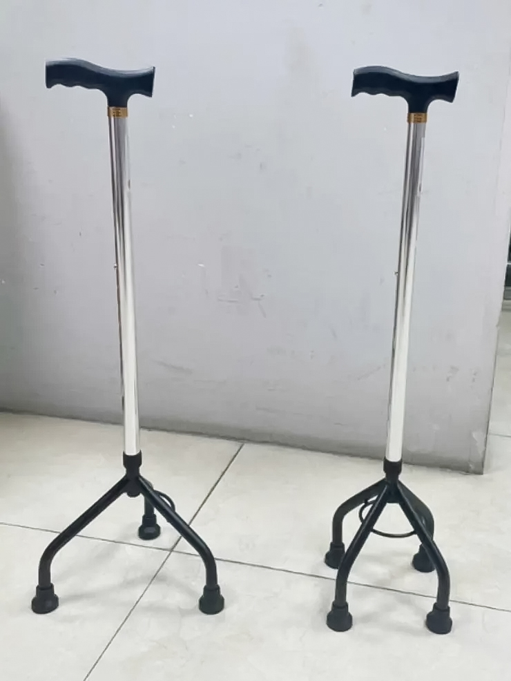 Gậy 3 chân Lucass